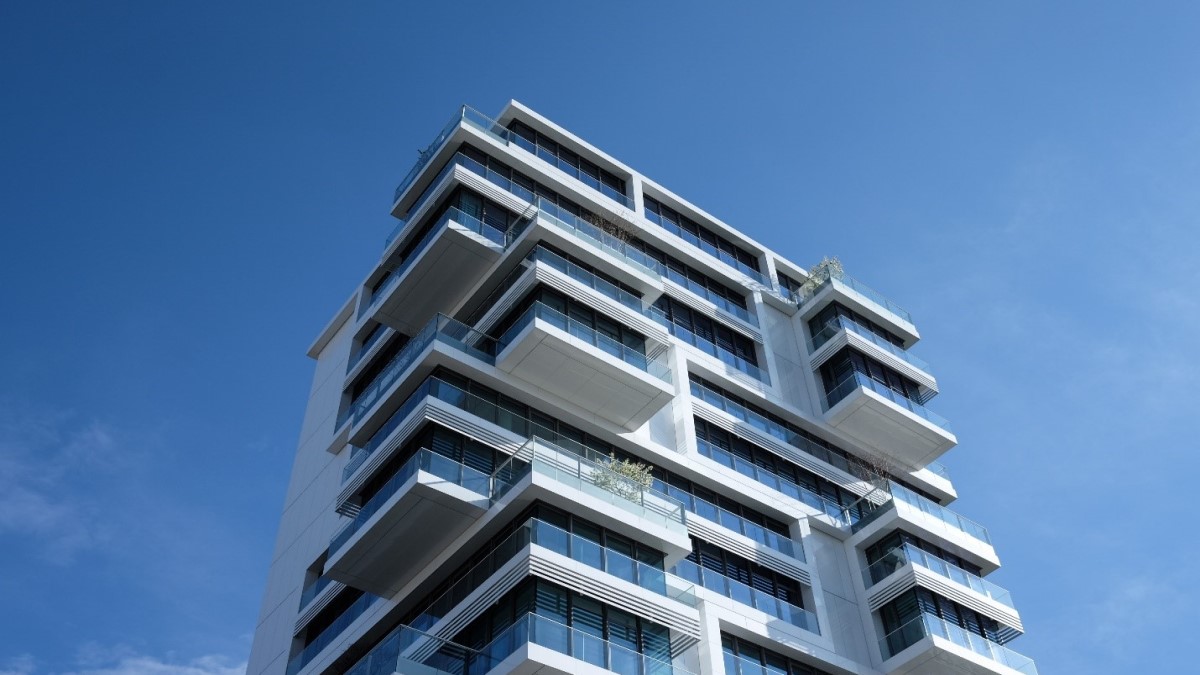 The Hottest Structure in Real Estate: Analyzing Pros and Cons Of Living In A Condo